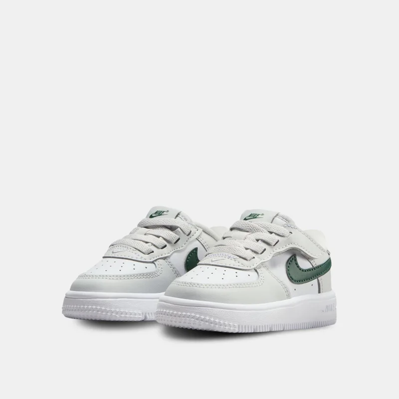 Nike Kids' Force 1 Low EasyOn Shoes